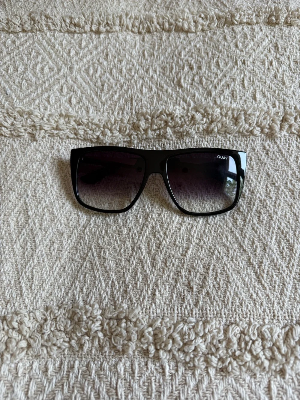 Quay Australia square frame sunglasses